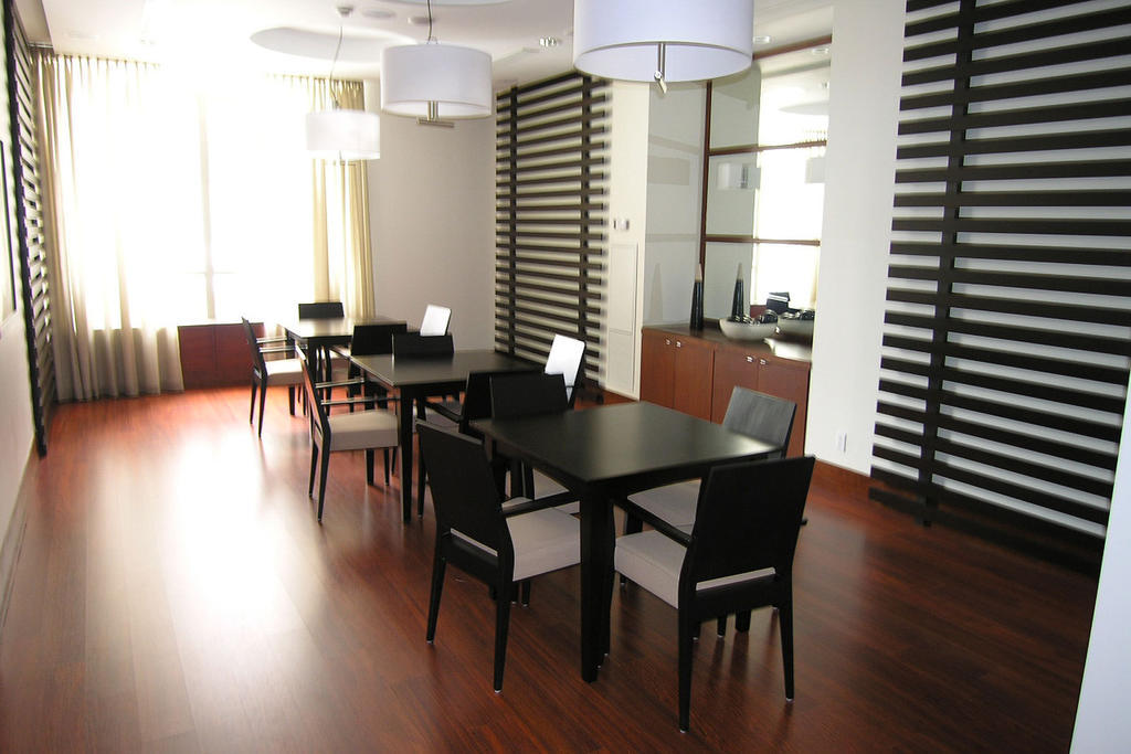 Napa Furnished Rental Apartments Square One ميسيسوجا الغرفة الصورة