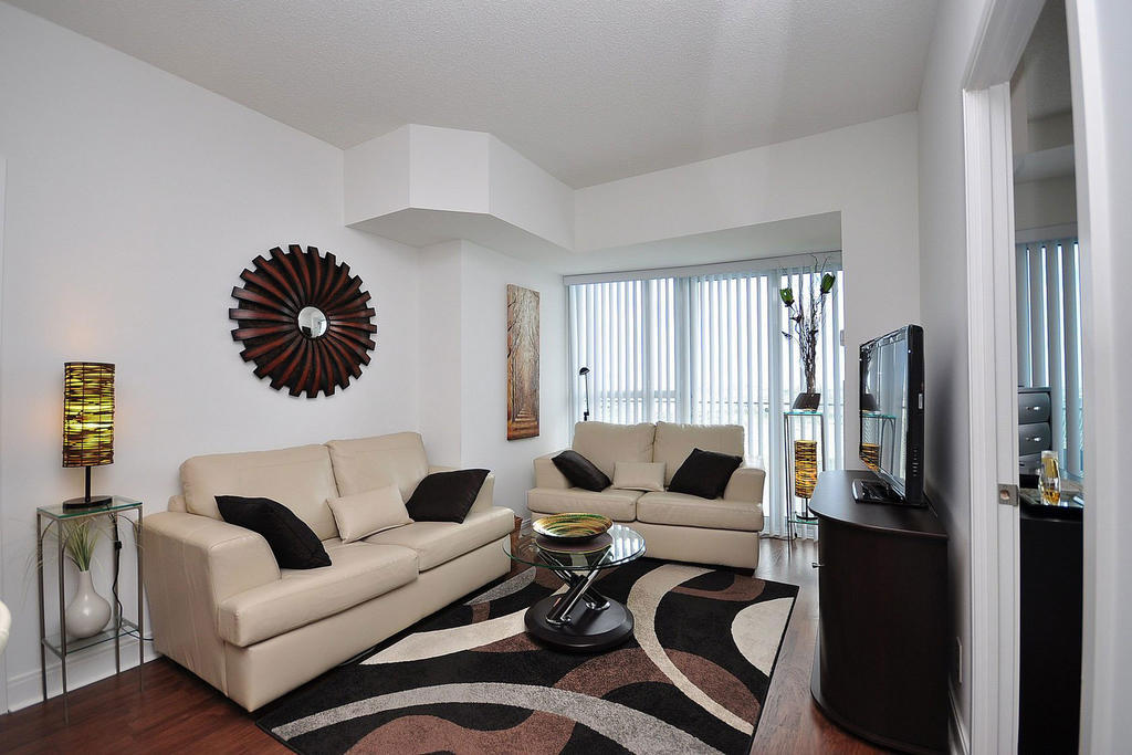 Napa Furnished Rental Apartments Square One ميسيسوجا الغرفة الصورة